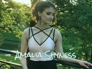 Amalia_Shyness