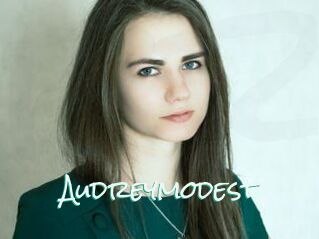 Audreymodest
