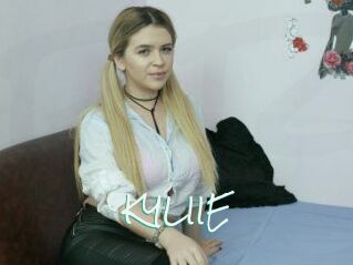 KYLIIE_