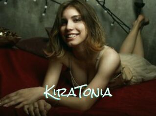 KiraTonia