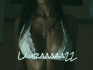 Lauraaaaa22