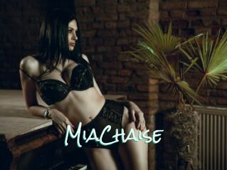 MiaChaise
