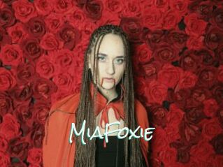 MiaFoxie