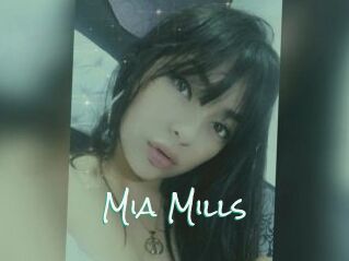 Mia_Mills