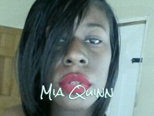 Mia_Quinn