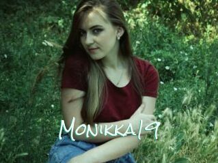 Monikka19
