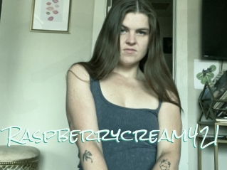 Raspberrycream421