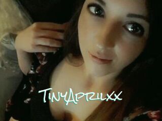 TinyAprilxx