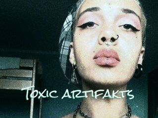 Toxic_artifakts