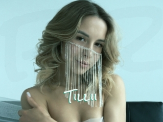 Tillii